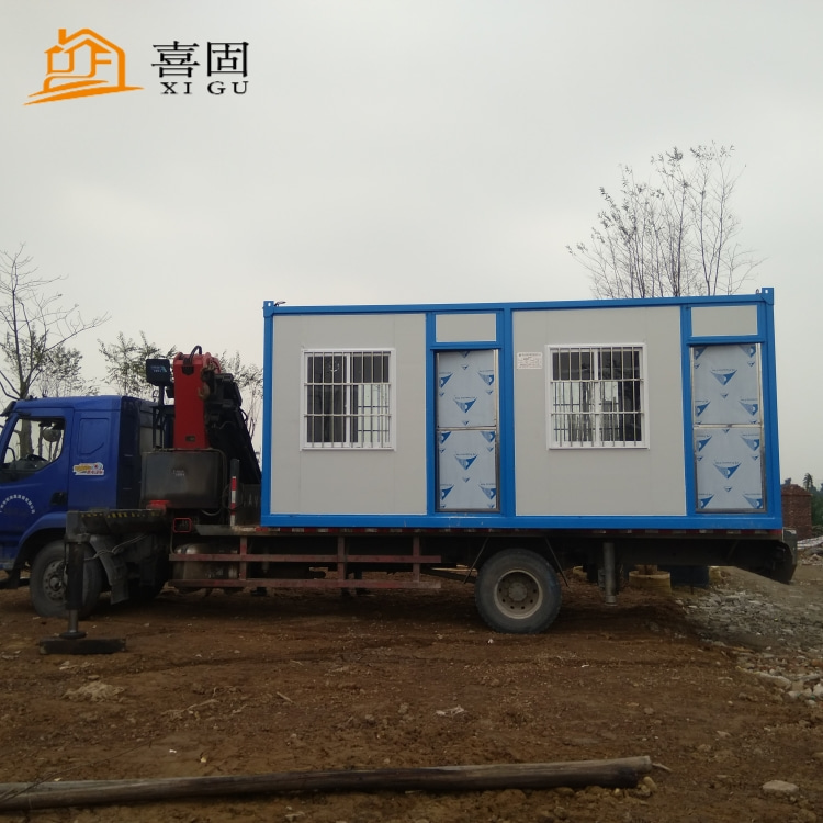 <b>住人集装箱房屋严格制作工艺</b> <b>住人集装箱房屋严格制作工艺</b>